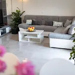 Nina Apartament