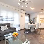 Nina Apartament Baška