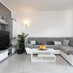 Apartament Nina