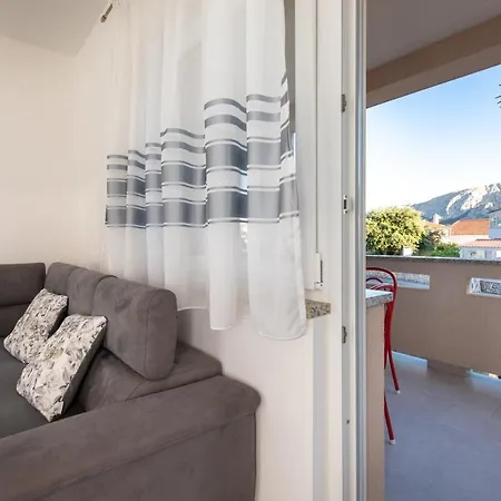 Apartament Nina *